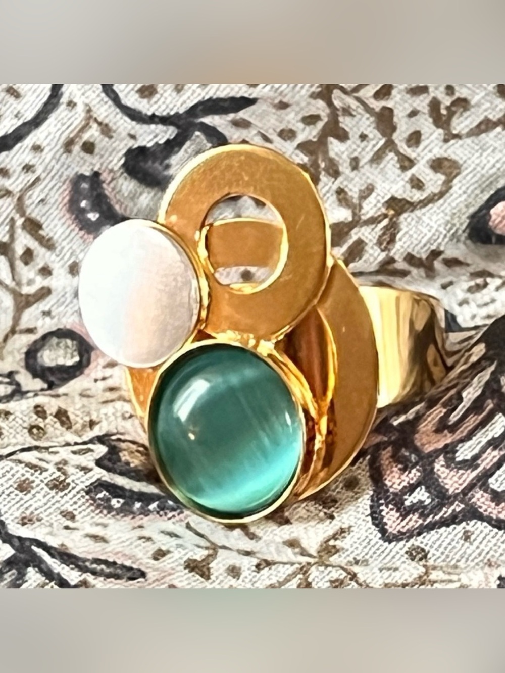 Vintage 2000 Christophe Poly Signed Modernist Statement Ring Gold Tone Size 5